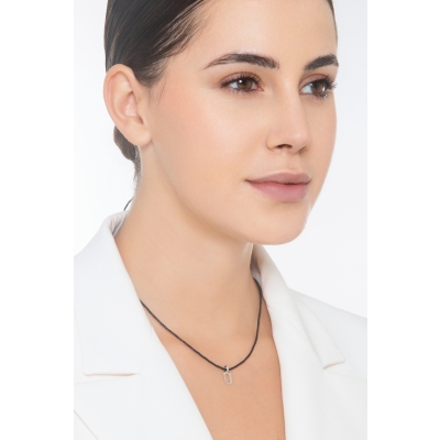 Buchstaben Anhänger U aus Weißgold 18K