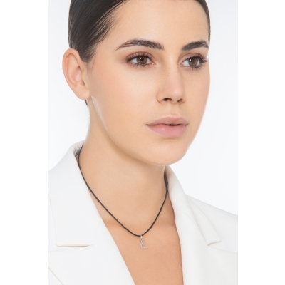 Weißgold 18K Anhänger Buchstabe Q