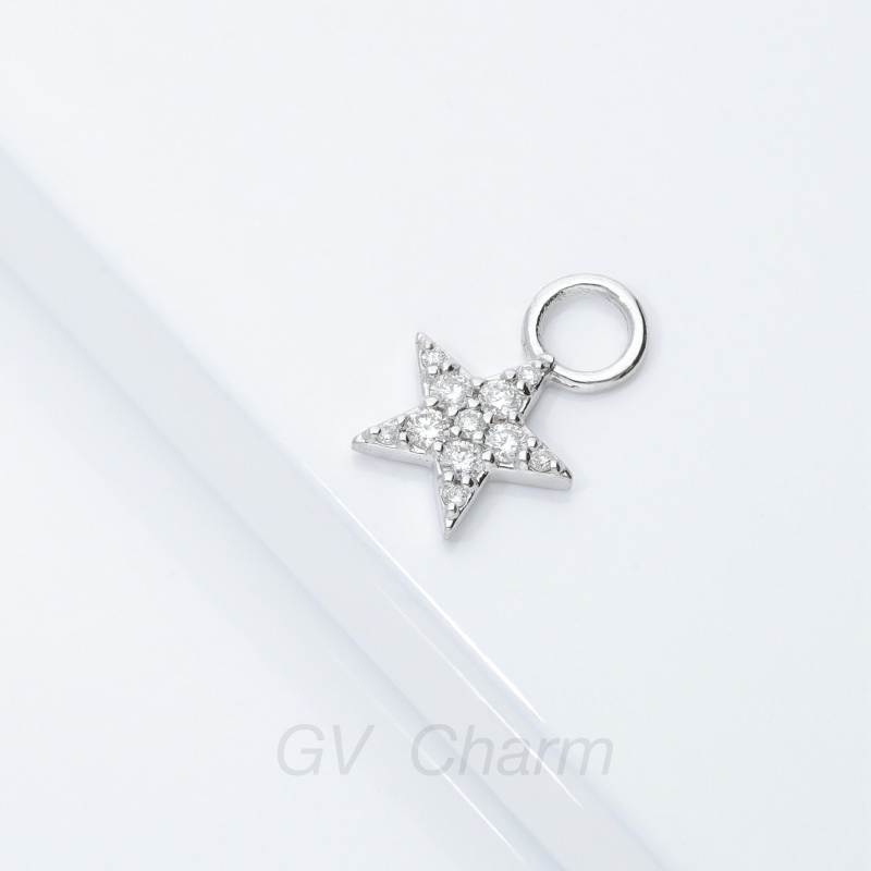 GV Charm Sternanhänger aus Gold 18k und Diamanten GV Charm Sternanhänger aus Gold 18k und Diamanten