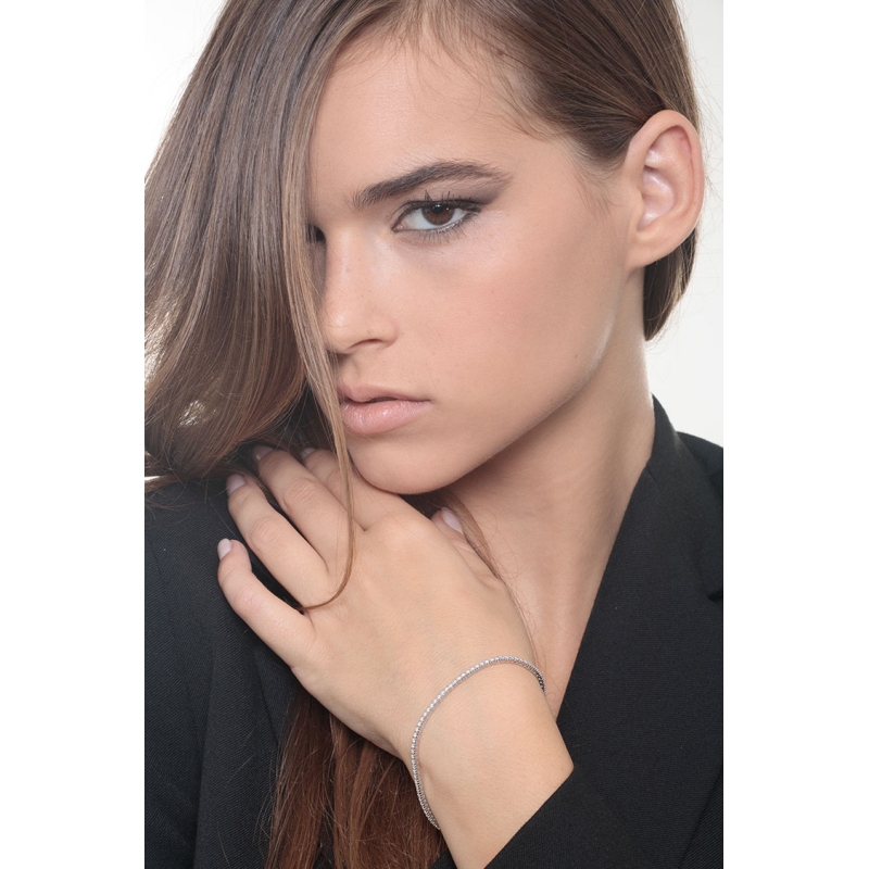 18 Karat Weißgold Tennisarmband mit Diamanten