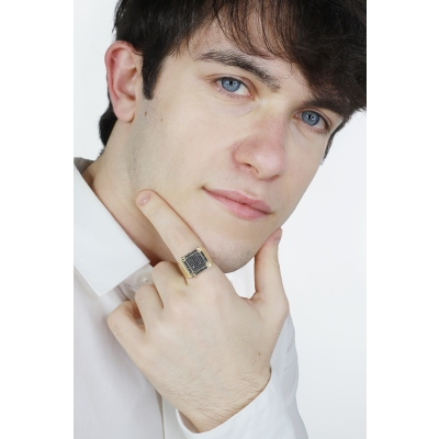 750er Gelbgold Herrenring mit schwarzen Zirkonia