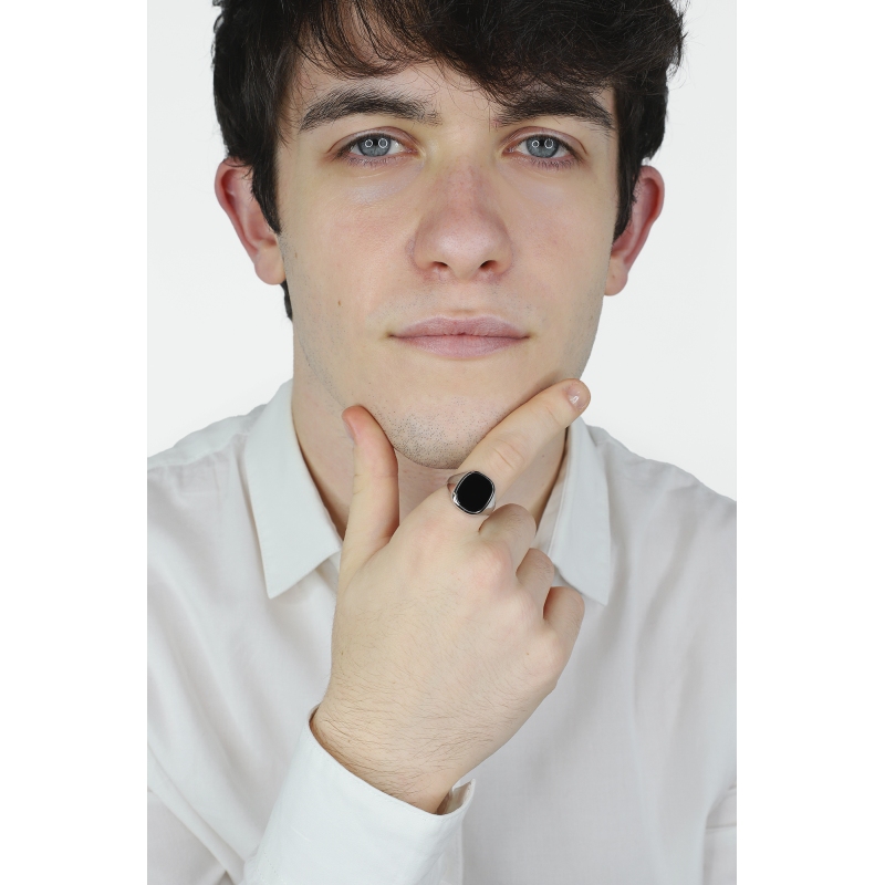 Weißgold 18k Herrenring Siegelring mit schwarzem Quadrat Weißgold 18k Herrenring Siegelring mit schwarzem Quadrat