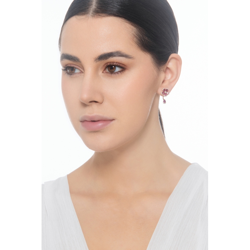 Blumen Ohrringe aus Roségold 18K mit Rubinen und Brillanten Blumen Ohrringe aus Roségold 18K mit Rubinen und Brillanten