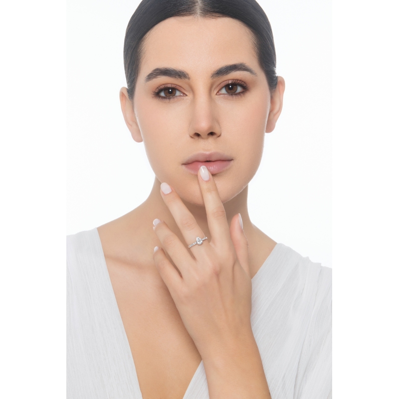 Ring mit Diamant Tropfenschliff 0,50 kt GIA aus Weißgold 18K Ring mit Diamant Tropfenschliff 0,50 kt GIA aus Weißgold 18K