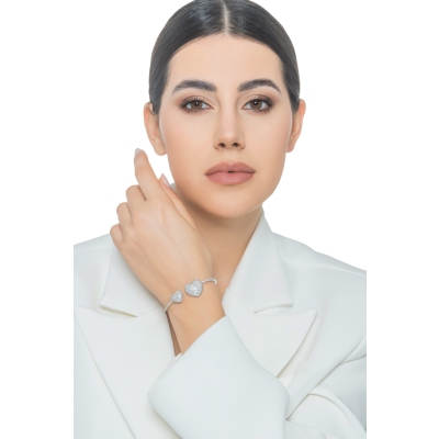 Weißgold 750 Armreif mit zwei Herzen aus Diamanten