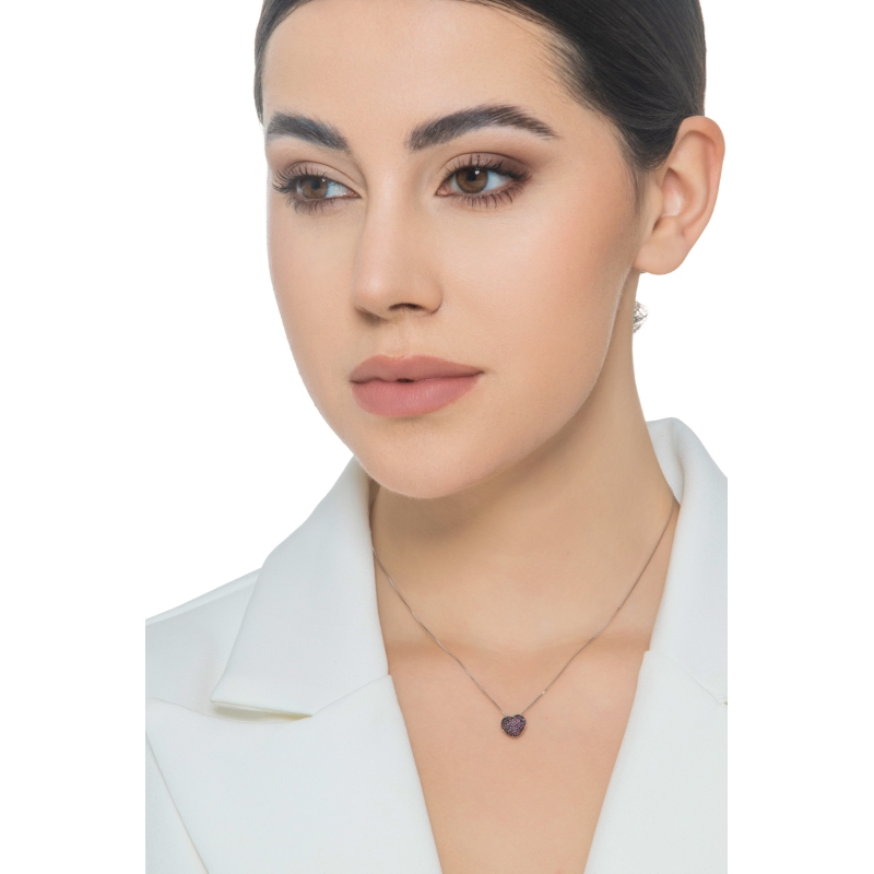 Herzkette aus Weißgold 750 mit Rubinen Herzkette aus Weißgold 750 mit Rubinen