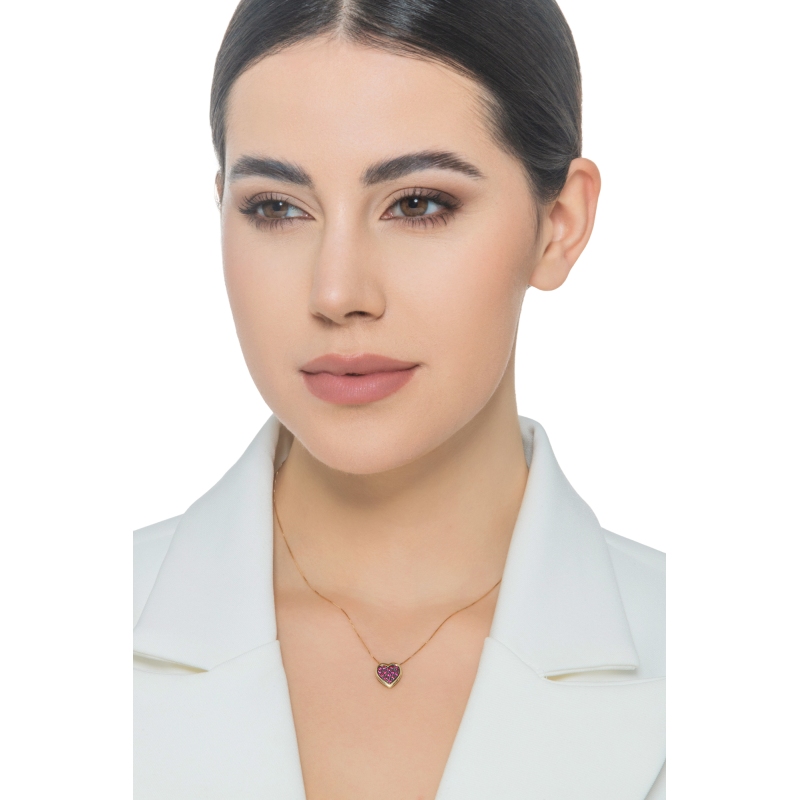 Halskette aus Gelbgold 18K mit Herz aus Rubinen  Halskette aus Gelbgold 18K mit Herz aus Rubinen