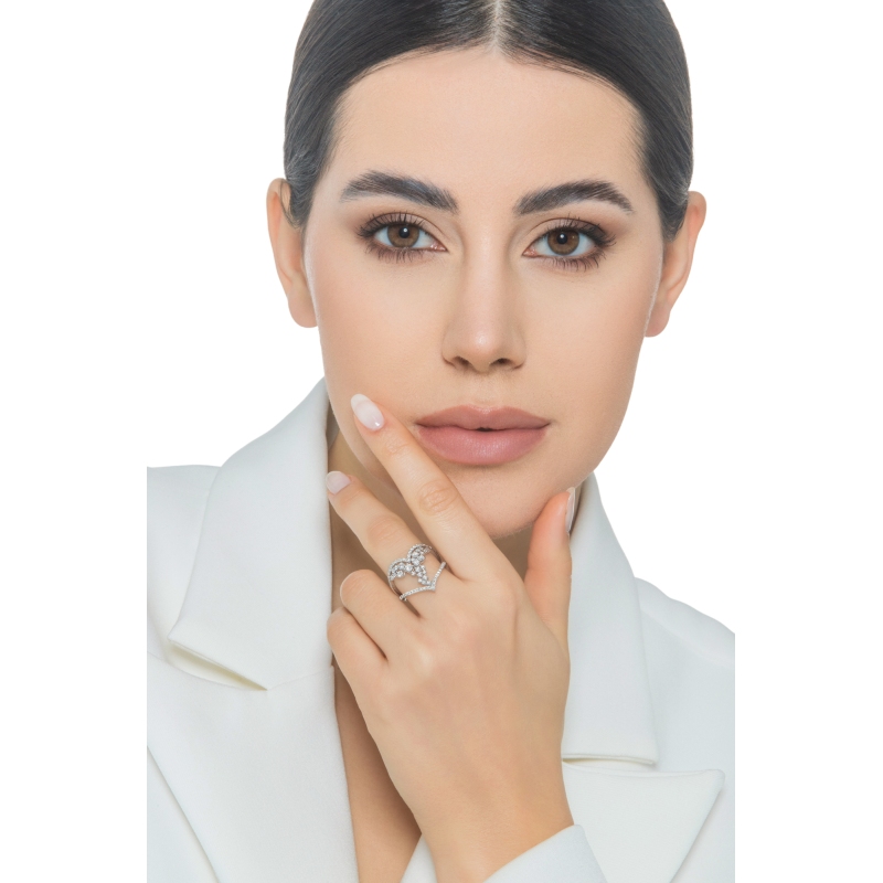 Weißgold 750 Designer Ring mit Brillanten  Weißgold 750 Designer Ring mit Brillanten