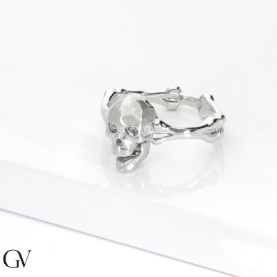 Totenkopf Ring aus 750er Weißgold