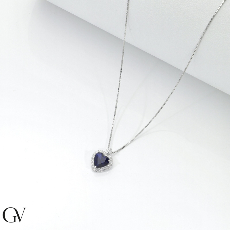 Halo Herzkette mit blauem Saphir und Diamanten Weißgold