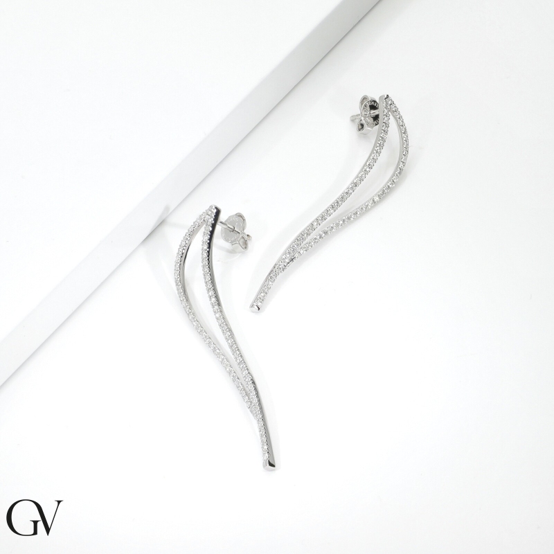 Designer Ohrhänger aus Weißgold 18K mit Diamanten Designer Ohrhänger aus Weißgold 18K mit Diamanten