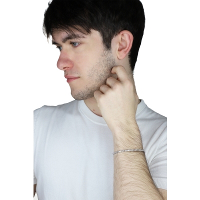 Tennisarmband aus 18K Weißgold 750 mit Diamanten