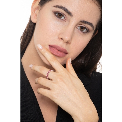 Rubin-Memoire-Ring mit Fassung aus 18k Weißgold 750