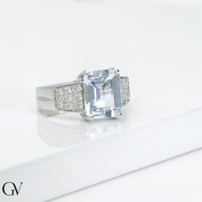 18K Weißgold Damenring mit Aquamarin und Diamanten 