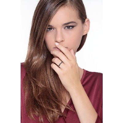 Ewigkeitsring mit schwarzen Diamanten