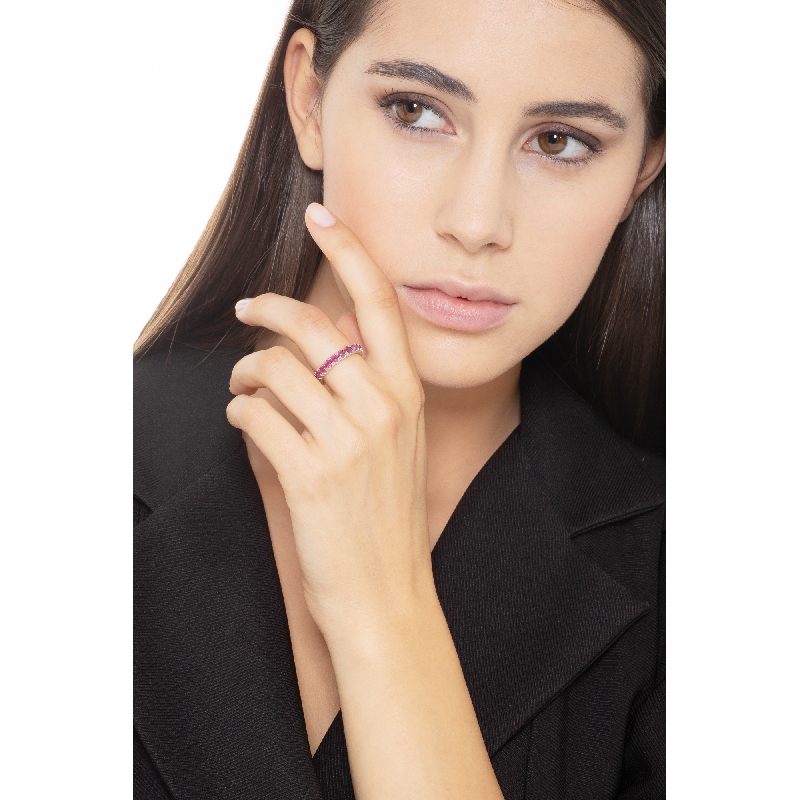 Weißgold Ewigkeit Ring mit Rubinen Weißgold Ewigkeit Ring mit Rubinen