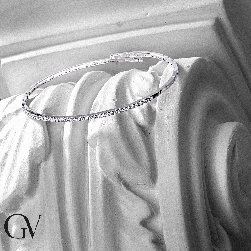 Weißgold Armreif mit Diamanten 