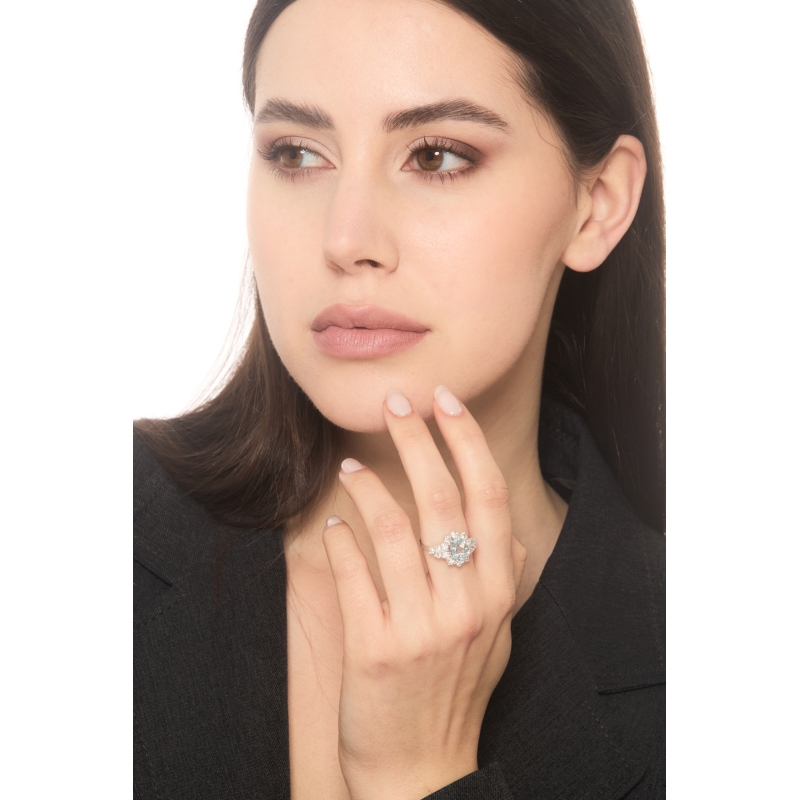 Weißgold 750 Aquamarin Ring Damen mit Brillanten Weißgold 750 Aquamarin Ring Damen mit Brillanten
