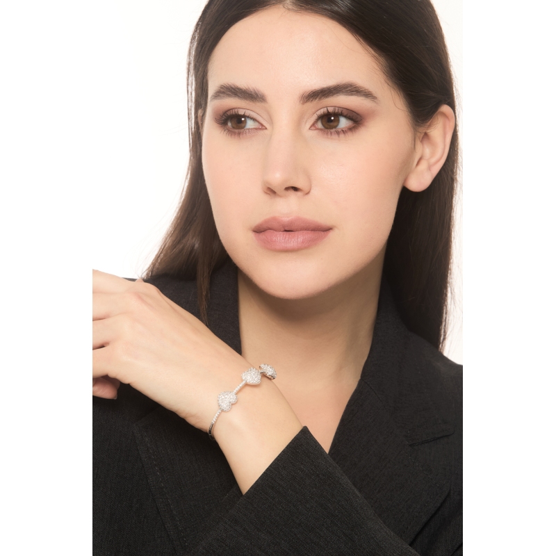 Armreif Weißgold 18K mit drei Herzen aus Diamanten