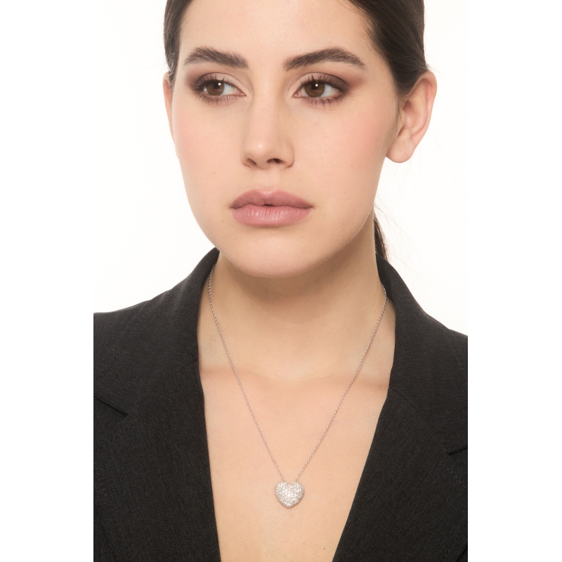 Damenkette aus 750er Weißgold mit Herz aus Diamanten Damenkette aus 750er Weißgold mit Herz aus Diamanten