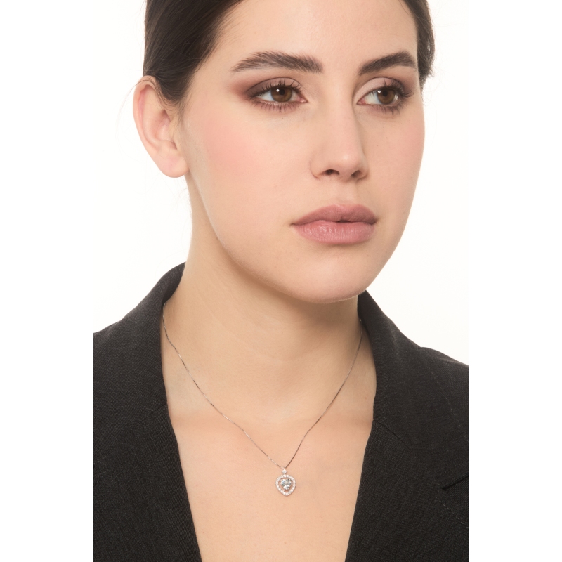 Weißgold 750 Damenkette mit Herz aus Aquamarin und Diamanten Weißgold 750 Damenkette mit Herz aus Aquamarin und Diamanten