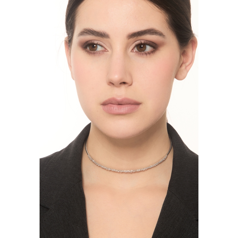 Choker aus Weißgold 18K mit Diamanten Choker aus Weißgold 18K mit Diamanten
