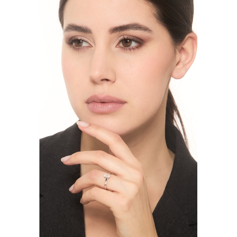 Verlobungsring mit Diamant Smaragdschliff 0.70 kt GIA aus Weißgold 18K