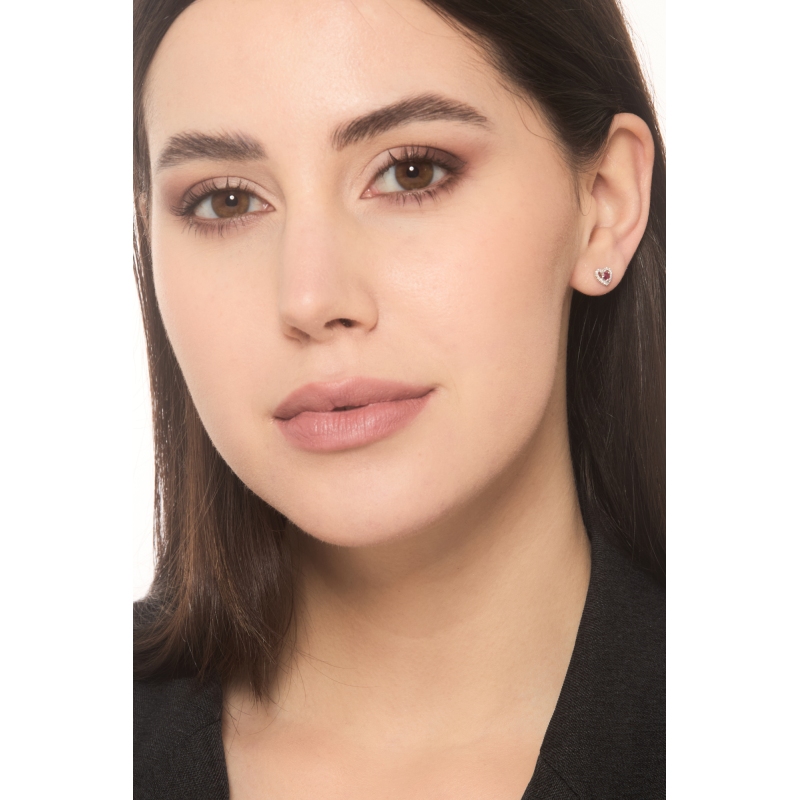 Herz-Ohrstecker mit Rubinen und Diamanten 