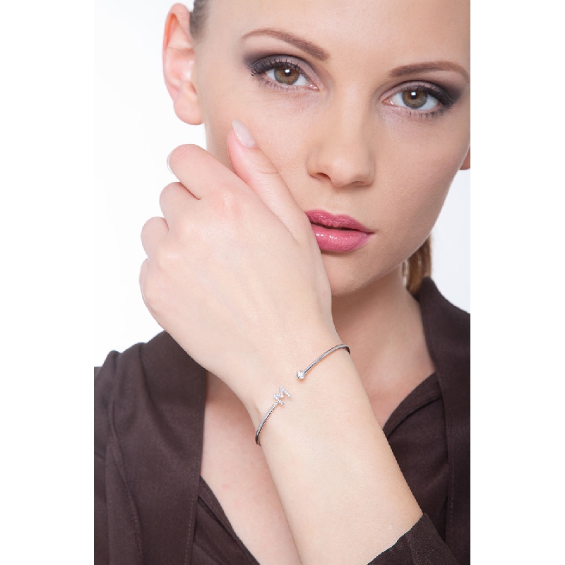 Weißgold 18K Armreif mit Buchstabe M aus Diamanten