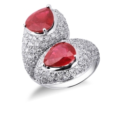 Moderner Weißgold Ring mit Rubinen und Diamanten