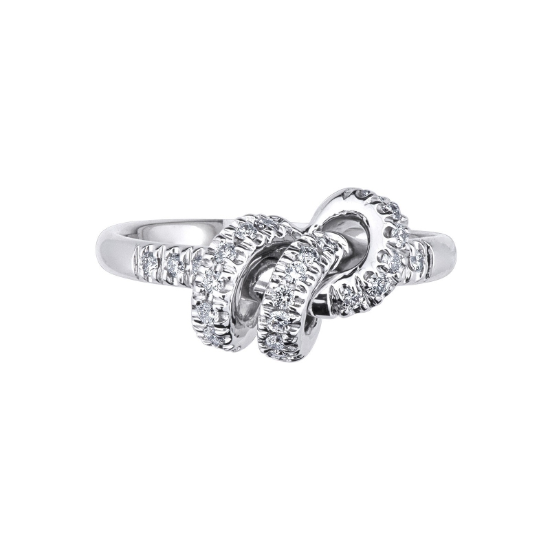 Ausgefallener Verlobungsring aus Weißgold mit Diamanten Ausgefallener Verlobungsring aus Weißgold mit Diamanten