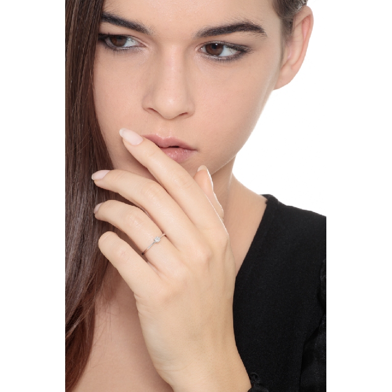 Weißgold Antragsring Diamant 0,15 Karat Weißgold Antragsring Diamant 0,15 Karat