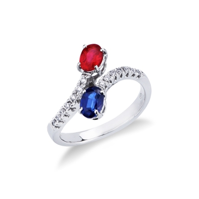 Weißgoldring mit Diamanten, rotem Rubin und blauem Saphir