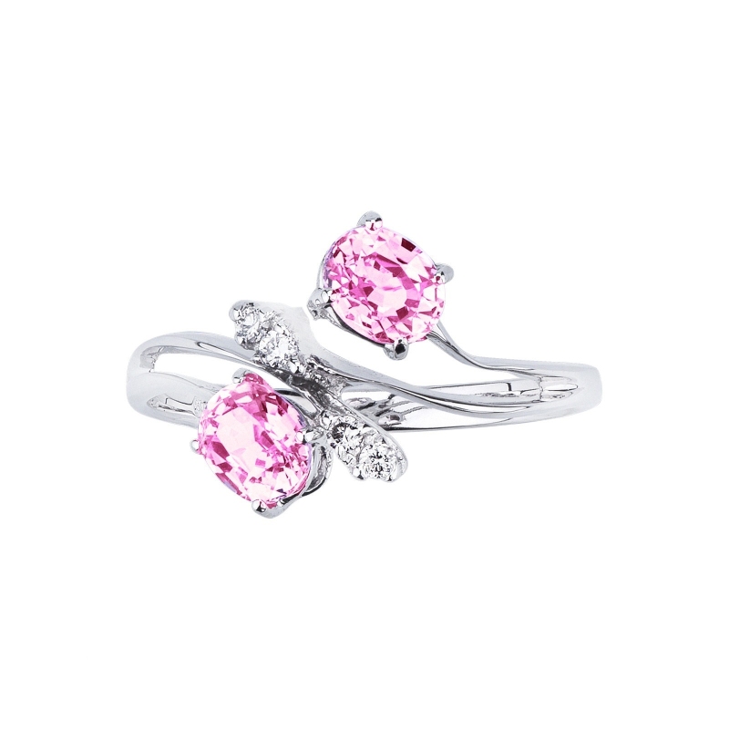Rosa Saphir Ring mit Diamanten Rosa Saphir Ring mit Diamanten