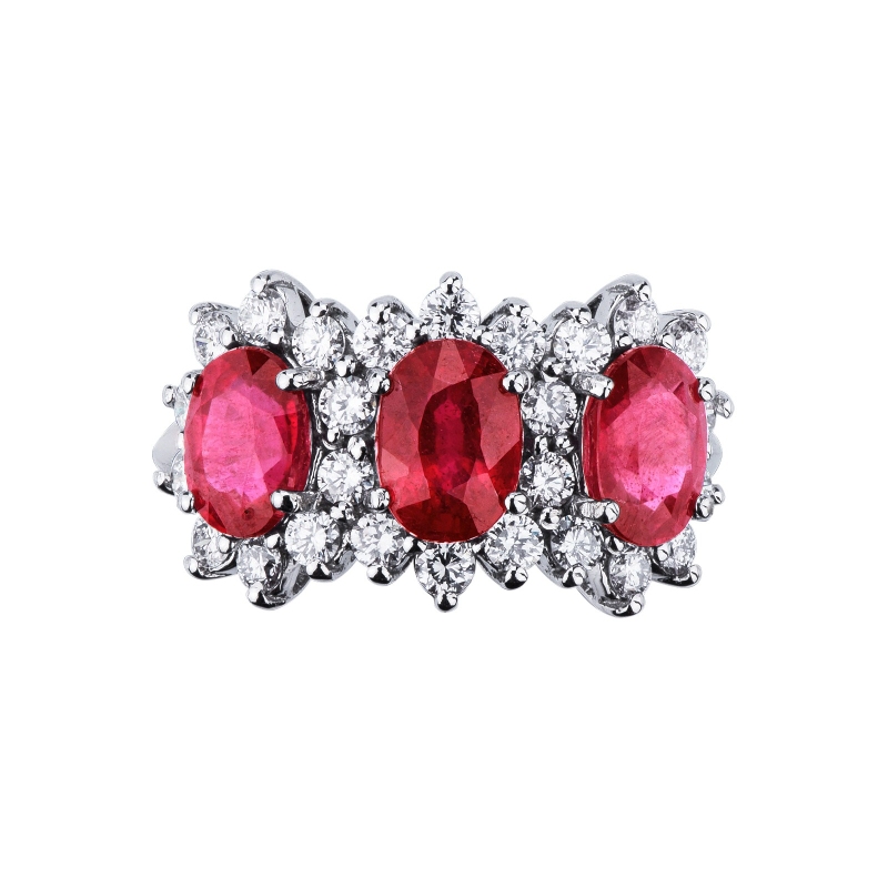 Drei Rubinen Ring mit Diamanten Weissgold