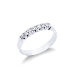 750 Weißgoldring mit 7 Diamanten 0,20 Karat