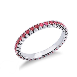 Eternity Ring aus 18 Karat Weißgold mit Rubinen