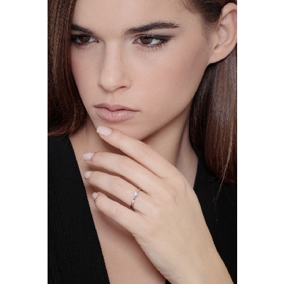 Verlobungsring Weißgold Diamant Bezel