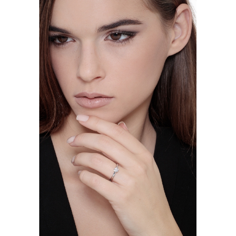 Verlobungsring Weißgold 750 mit Brillanten Verlobungsring Weißgold 750 mit Brillanten