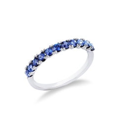 Halb Memoire Ring mit blauen Saphiren
