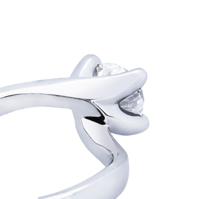 Einkaräter Verlobungsring Weißgold 18K mit Diamanten