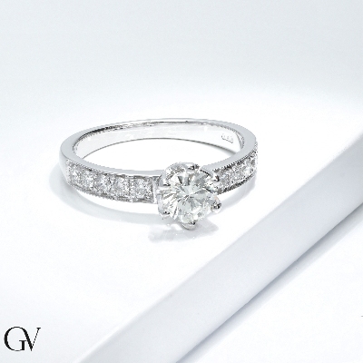 Solitär-Ring Weißgold 18K Diamant 0,7 Karat