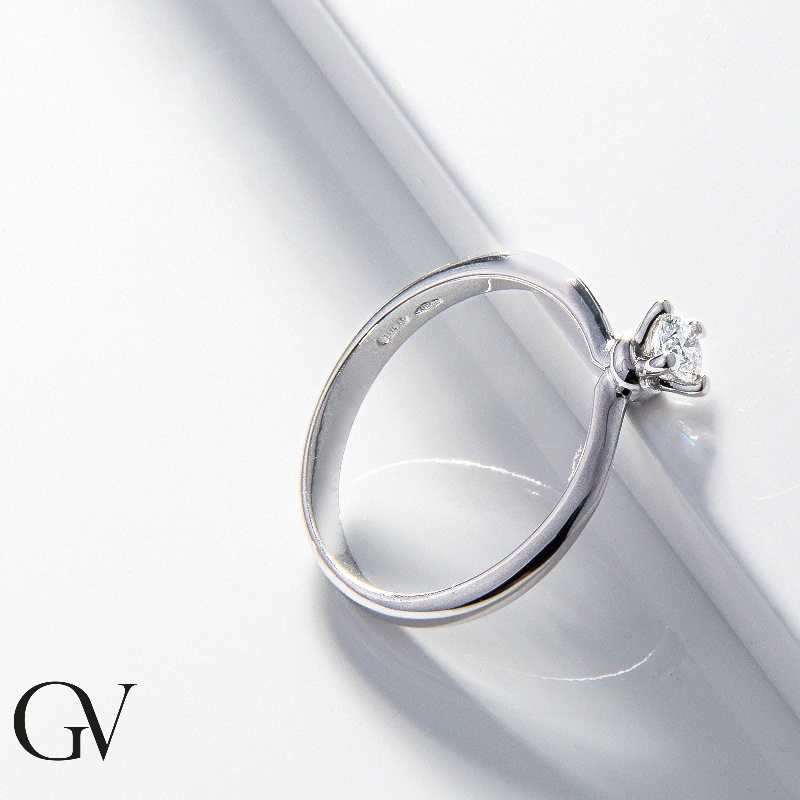 Weißgoldring Verlobung Solitärring Weißgoldring Verlobung Solitärring