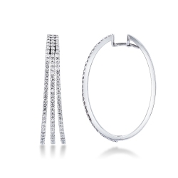 Creolen aus 18k Weißgold mit drei Reihen Diamanten.