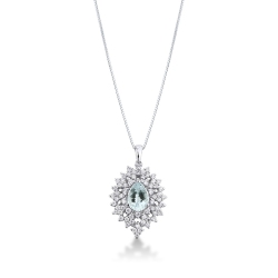 Weißgold-Halskette mit Aquamarin-Anhänger und Diamanten