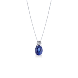 Weißgold Halskette mit Saphir-Anhänger und Diamanten