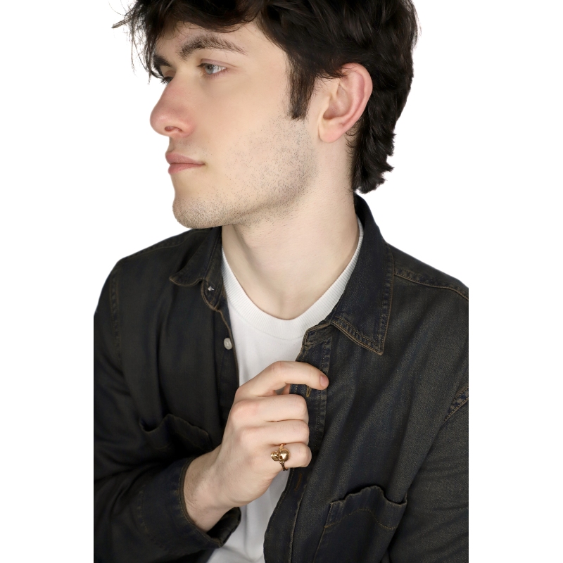 Schädelring aus 18 Karat Roségold mit Diamanten