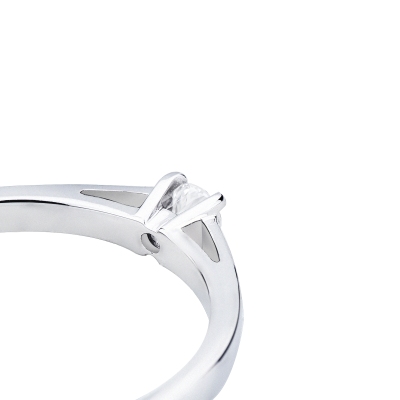 Diamant Ring 0.10 kt aus Weißgold 750