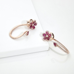 Roségold 18K Blumen Ohrringe mit Rubinen und Diamanten 2