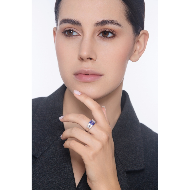 Weißgold Ring mit Diamanten und Tansanit